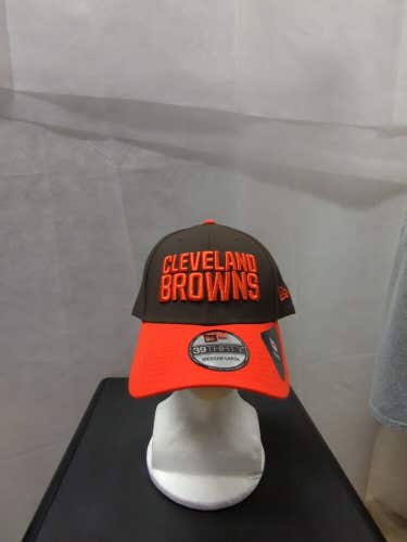 NWS Cleveland Browns New Era 39thirty M/L NFL