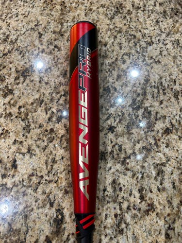BBCOR Certified Hybrid (-3) 30 oz 33" Avenge Pro Hybrid Bat