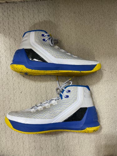 Men's Size 8.5 (Women's 9.5) Under Armour Curry 3 Shoes