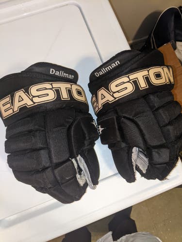 MiC Black Easton SE6 Gloves 14" Pro Stock