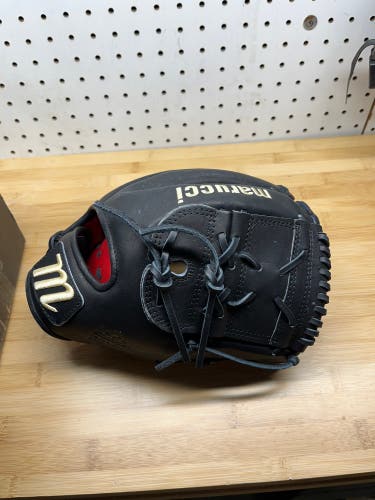 Marucci capital series Mtype glove
