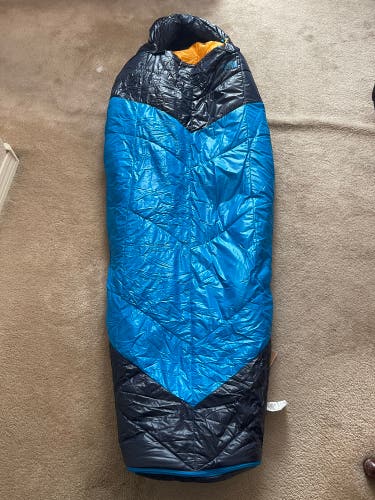 New North Face Sleeping Bag