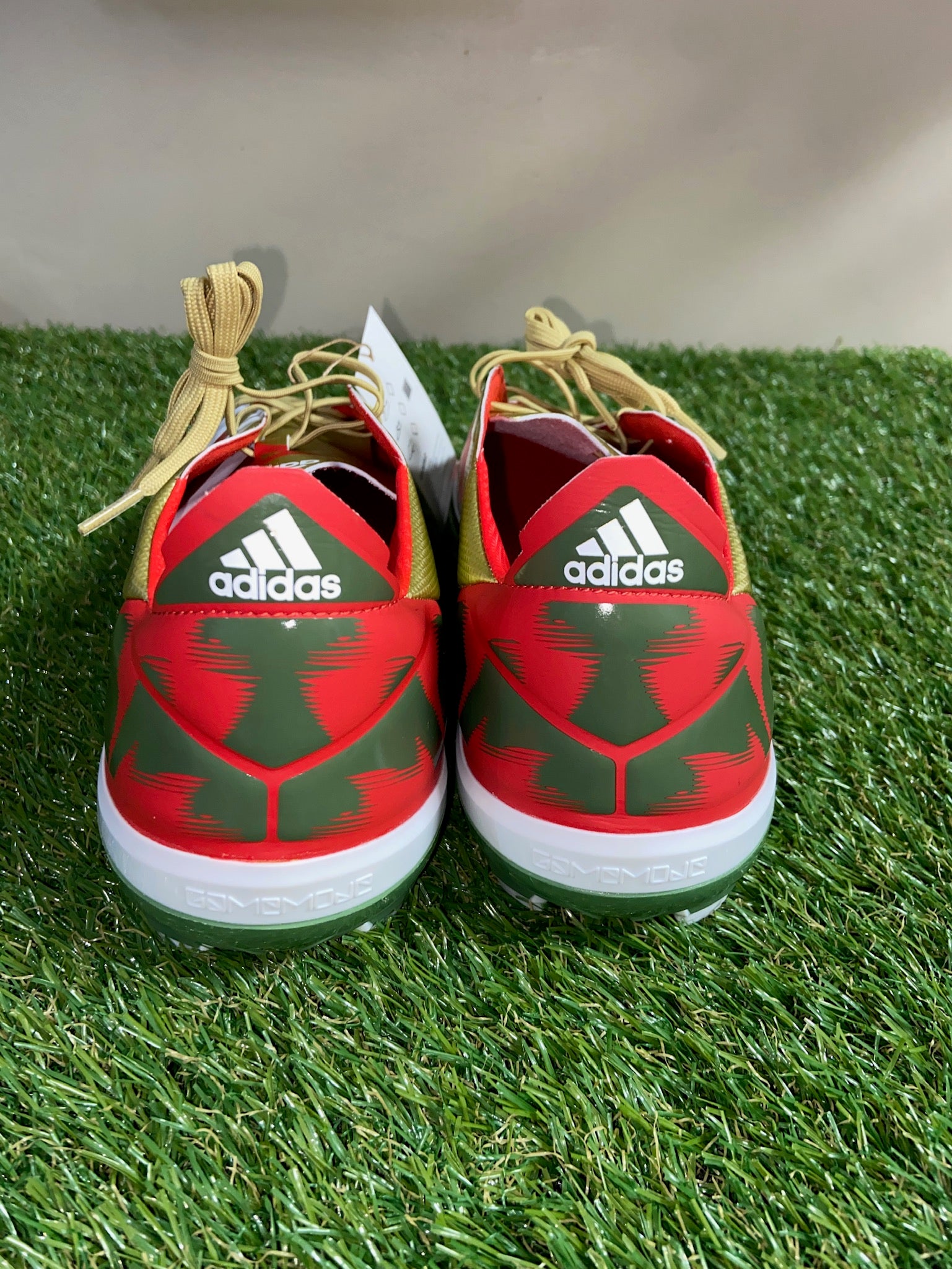 adidas gazelle silver green womens Adidas Fevernova Court IN – SneakersFutsal main image 1