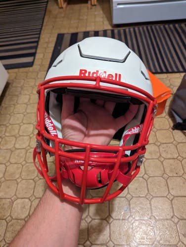 Adult Medium Riddell SpeedFlex Helmet