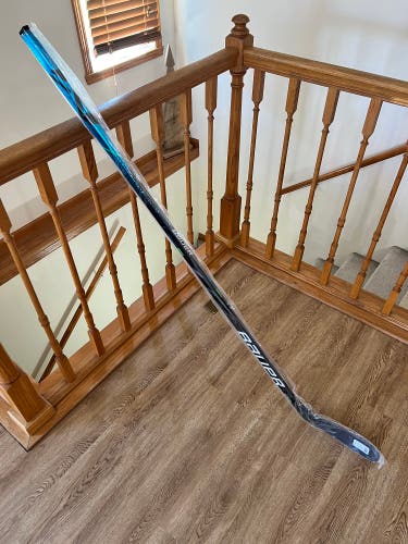 New Left Hand P92 Nexus Geo Hockey Stick