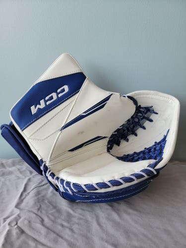 Used CCM Axis 2.9 Regular Senior Goalie Catcher - Source Exclusive