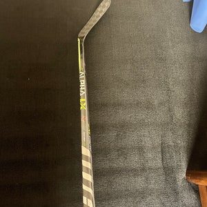 Senior Right Handed Mid Pattern Alpha LX Pro Hockey Stick