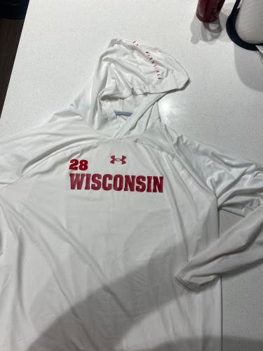 Wisconsin Badgers XL Under Armour Training Hoodie