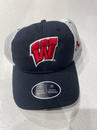 Wisconsin Badgers Under Armour Hat