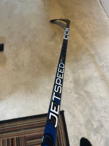 New CCM Right Handed JetSpeed FT5 Pro Hockey Stick P90M Pro Stock