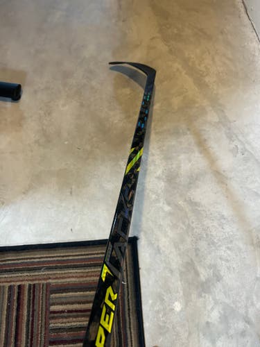 New CCM Right Handed Super Tacks AS4 Pro Hockey Stick P90M Pro Stock