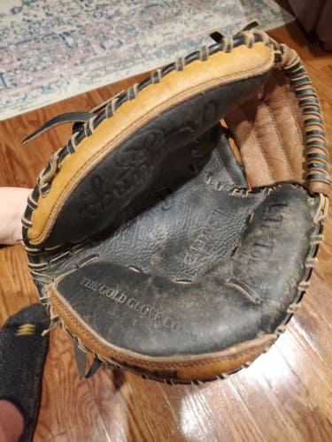 Used Rawlings Right Hand Throw Catcher's Player Preferred Baseball Glove 31.5"