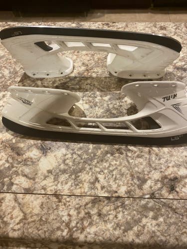 Used TUUK 254 holders w/ LS2+ Runners