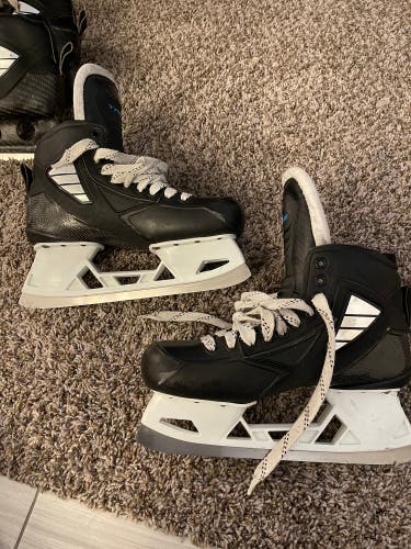 Used True Regular Width Size 9 Custom Pro Hockey Goalie Skates