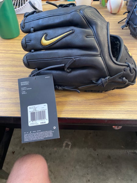 Nike Alpha Elite Baseball Fielding Glove.