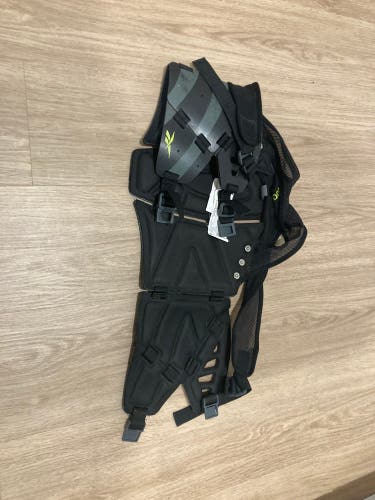 Reebok 9K Lacrosse Rib Pads