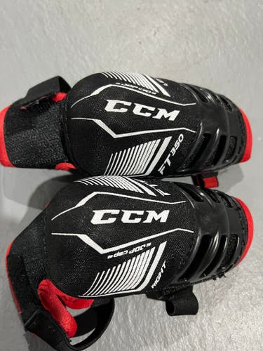 Used Small CCM Ft350 Elbow Pads