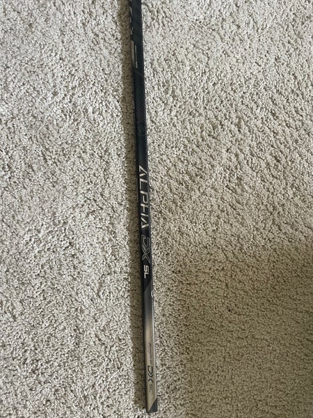 Senior Right Handed P28 Pro Stock Alpha DX SL Hockey Stick