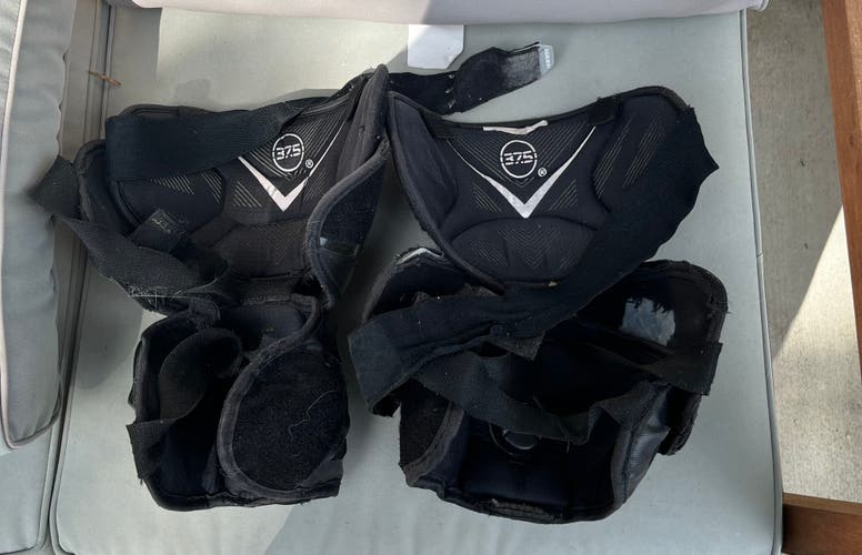 Used Bauer Supreme Knee Guards