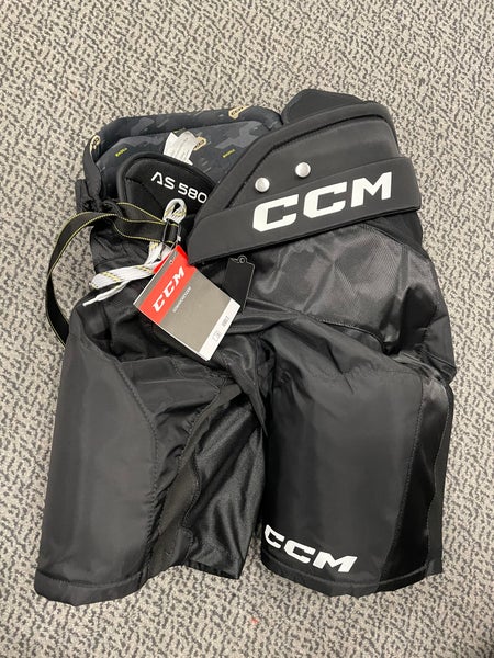 CCM Black AS580 Senior Large Breezers
