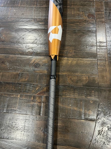 New Demarini ZOA 30” (-8) Composite Bat