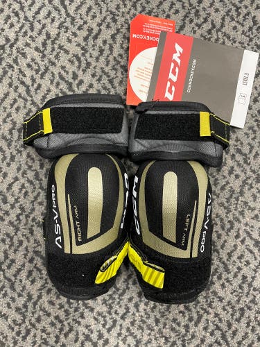 CCM Tacks AS-V Pro Youth Large