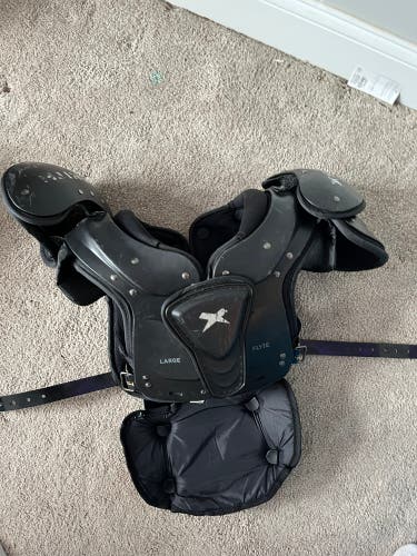 Adult Large Xenith Flyte Shoulder Pads