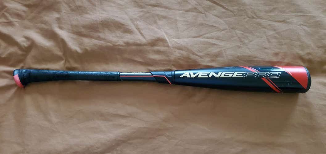 2022 Used AXE Composite Avenge Pro Bat (-10) 19 oz 29"