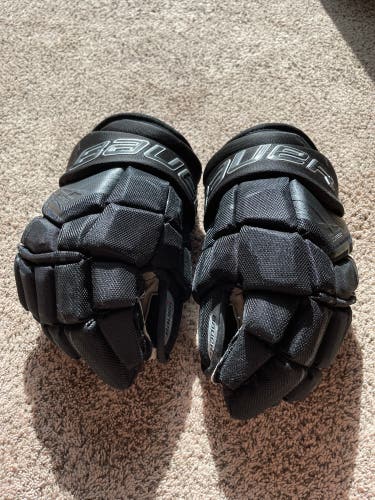 Bauer Supreme Ultrasonic Gloves “Senior 15”