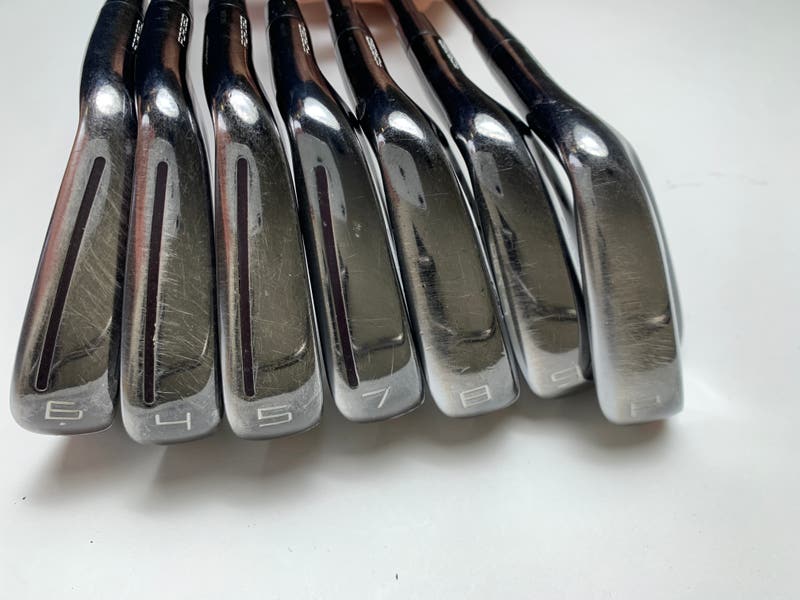 Taylormade P790 Black Iron Set 4-PW Dynamic Gold S300 Stiff
