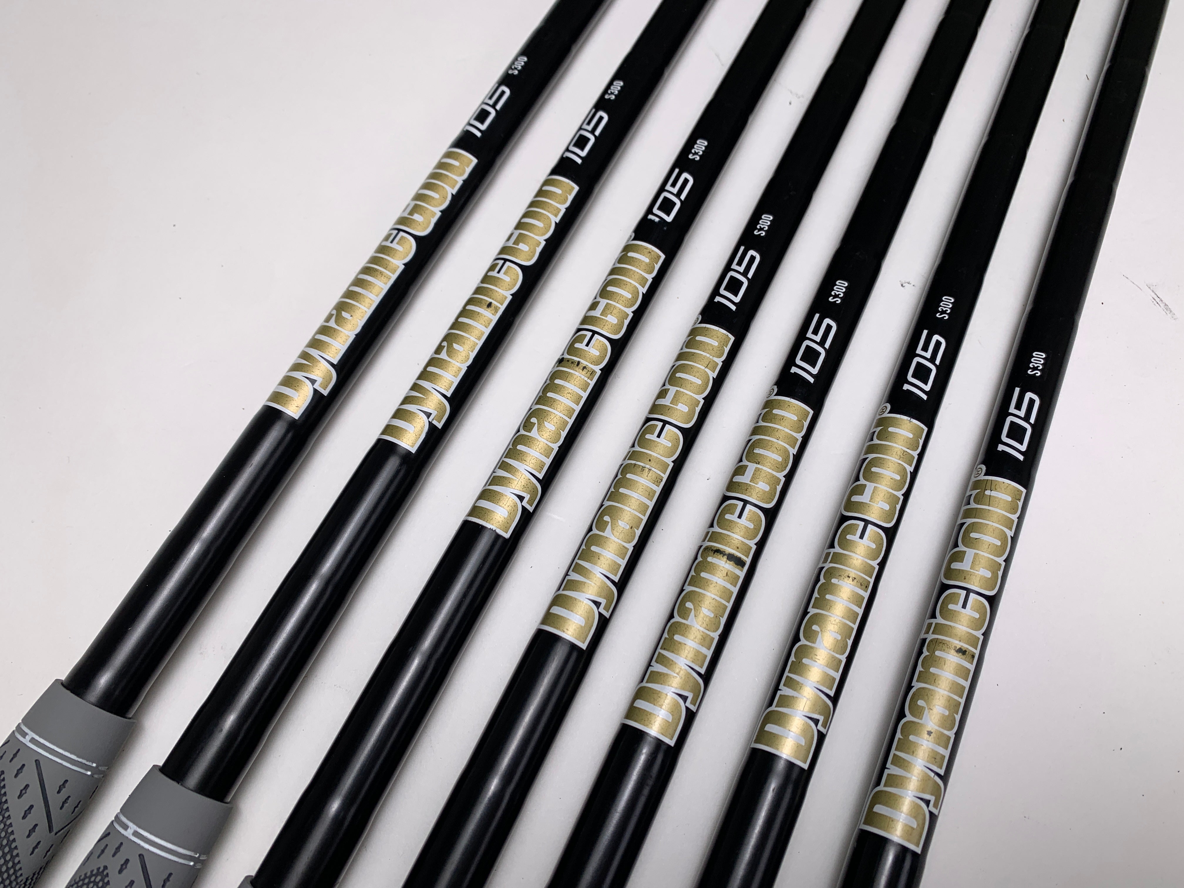 TaylorMade P790 BLACK Iron set 7pcs 4-9,Pw Dynamic Gold105
