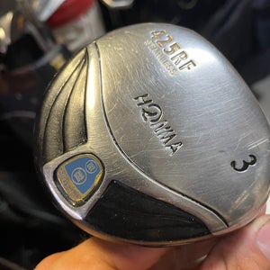 Honma 425RF Wood 3 Twin marks In Right Handed  Graphite shaft Armrq 904 in L flex