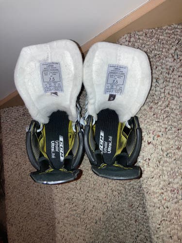 Used Senior CCM Super Tacks AS3 Pro Hockey Skates Size 7.5