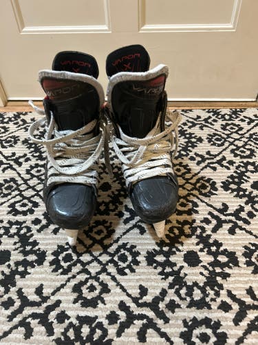Used Bauer  Size 7 Vapor 3X Hockey Skates