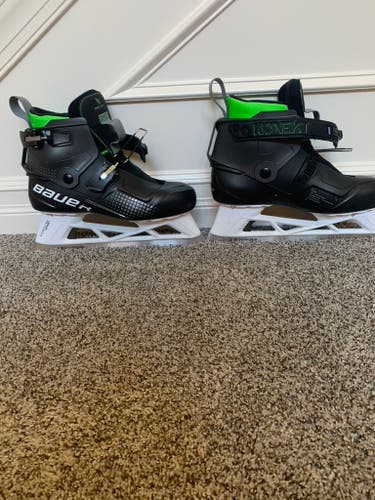 Senior Like New Bauer Konekt Hockey Goalie Skates Size 10
