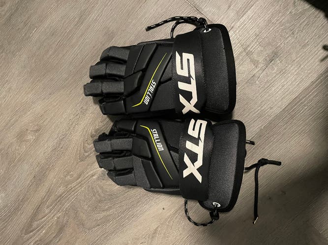 Used STX Stallion 200 13” Lacrosse Gloves