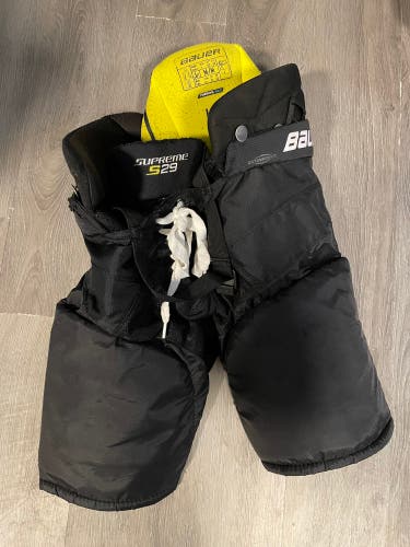 Used Bauer Supreme S29 Hockey Player Pants - Jr Med