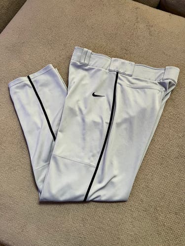 Nike Men’s Gray Dri-Fit Straight Leg  Baseball Pants.