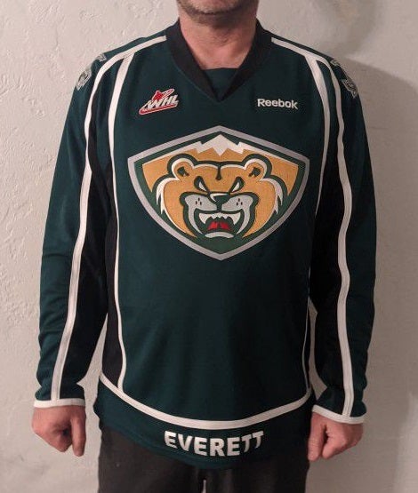 Green Used Large Men's Reebok Jersey