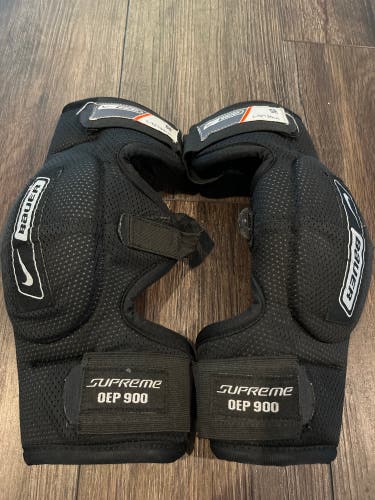 Used Large Bauer Nike / Bauer DEP 900 Referee Elbow Pads