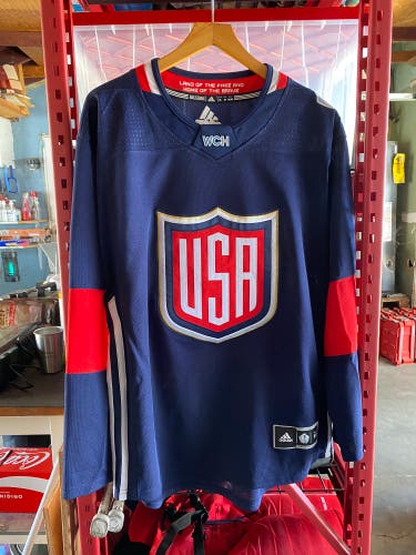 ADIDAS Team USA Hockey Jersey Medium