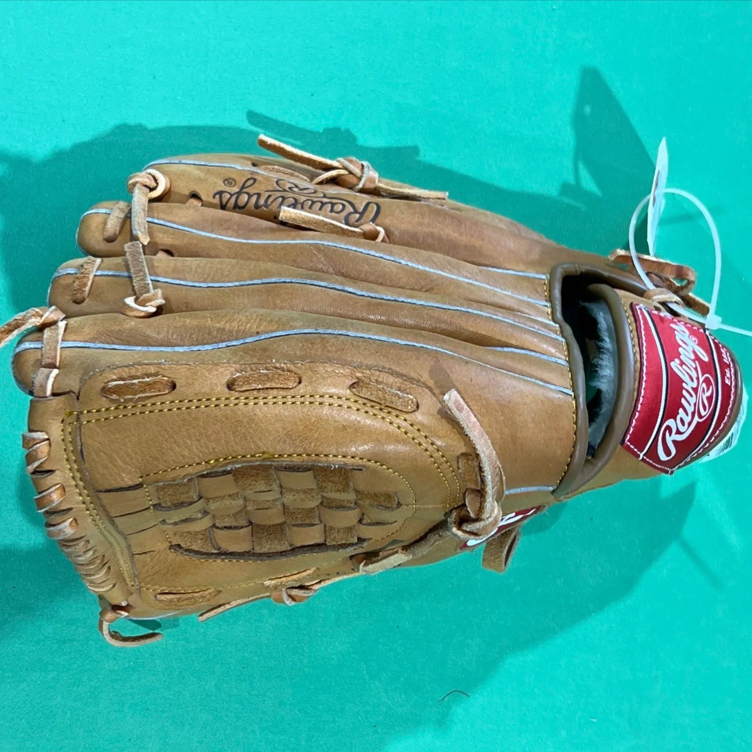 Rawlings PL97 11 1/2” Derek Jeter Baseball Glove Left Thrower, lightly used