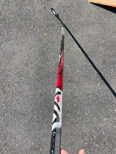Intermediate Left Hand P92 Pro Stock Vapor FlyLite Hockey Stick