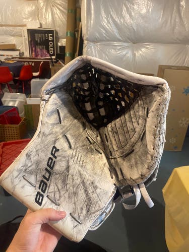 Bauer Ultrasonic Goalie Glove