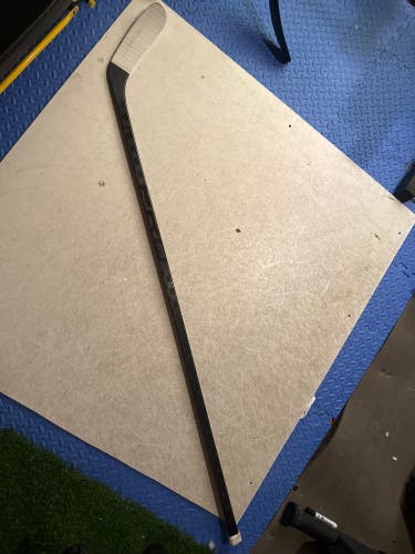 Senior Right Handed P14 Pro Stock Hockey Stick