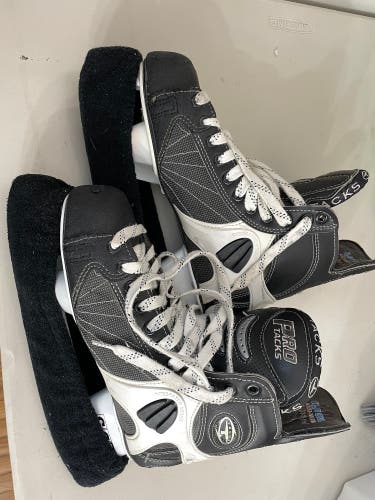 Used CCM Regular Width Size 8 Pro Tacks Hockey Skates