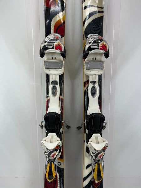 USED 149cm K2 Burnin' Luv Women's All Mountain Carving Ski w