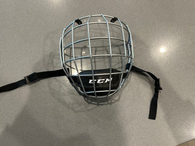 CCM Face Mask (cage)