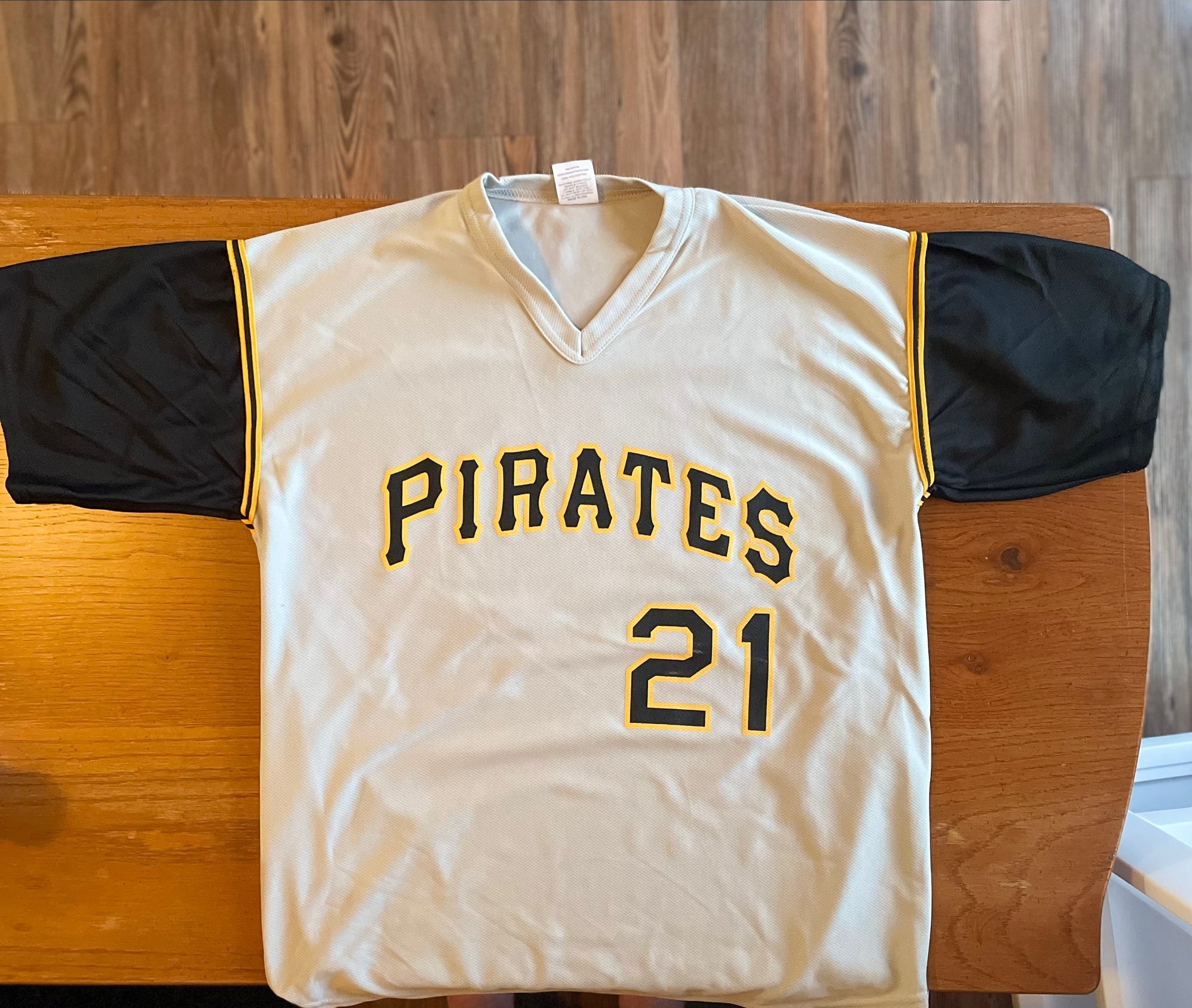 Nike Youth Pittsburgh Pirates Black Andrew McCutchen #22 T-Shirt