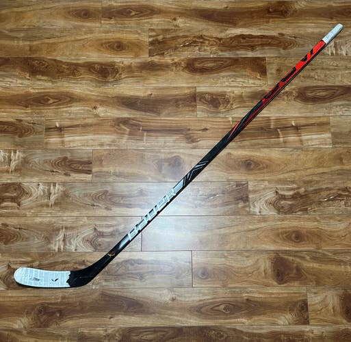 COREY PERRY Photomatch Game Used Bauer FlyLite Stick | Ducks Stars Habs Lightning